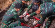 Quy tập thêm 8 hài cốt liệt sĩ tại công viên Lê Thị Riêng