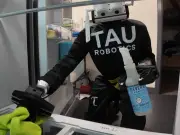 Robot hình người dọn nhà 30 USD/giờ tại San Francisco