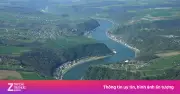 Sông Rhine cạn kiệt đe dọa vận tải và công nghiệp Tây Âu