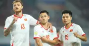 ĐT Việt Nam thắng Indonesia: Kim Sang-sik dẹp cái tôi, gọi lại bản sắc tập thể