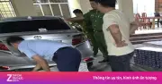 Xe ô tô chở 7.400 bao thuốc lá lậu bị bỏ lại tại Vĩnh Long
